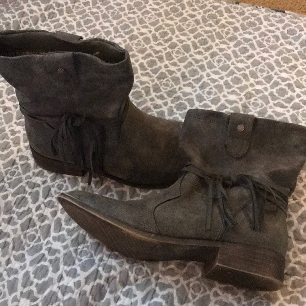 sugar grey booties